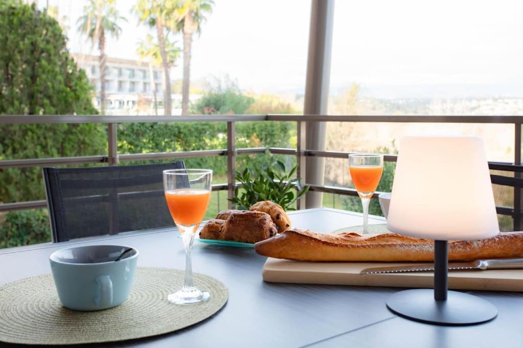Apartamento A7- 2 Bdr Sea & Mountain View - Ac, Parking, Pool & Terrace