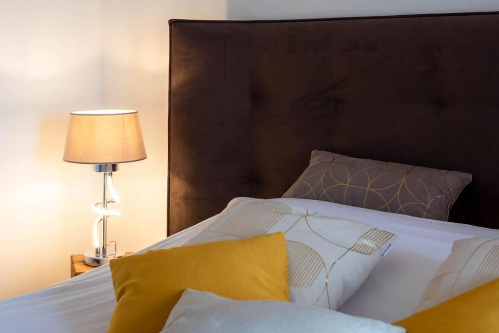 A7- 2 Bdr Sea & Mountain View - Ac, Parking, Pool & Terrace Apartamento Antibes