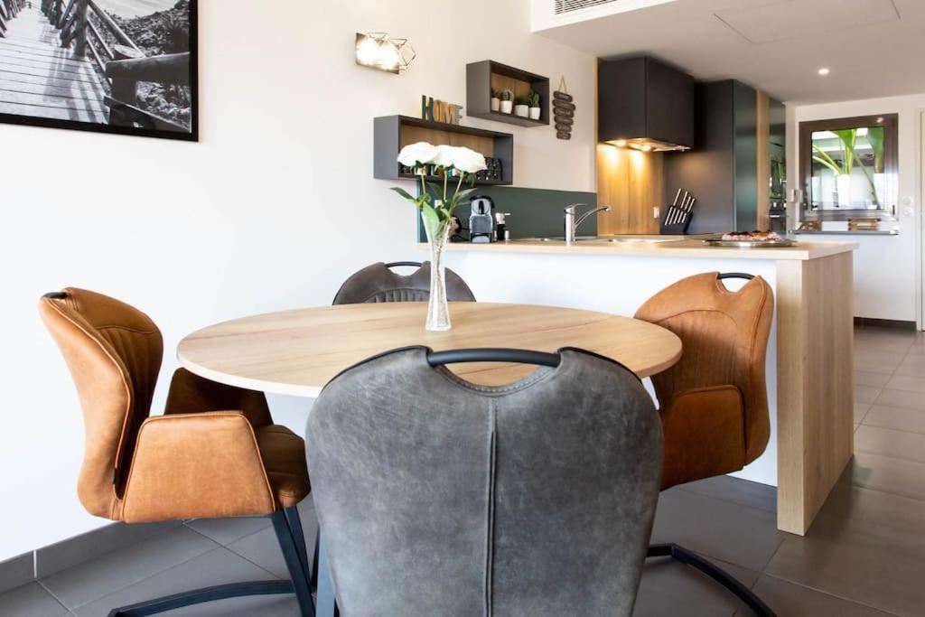 A7- 2 Bdr Sea & Mountain View - Ac, Parking, Pool & Terrace Apartamento *