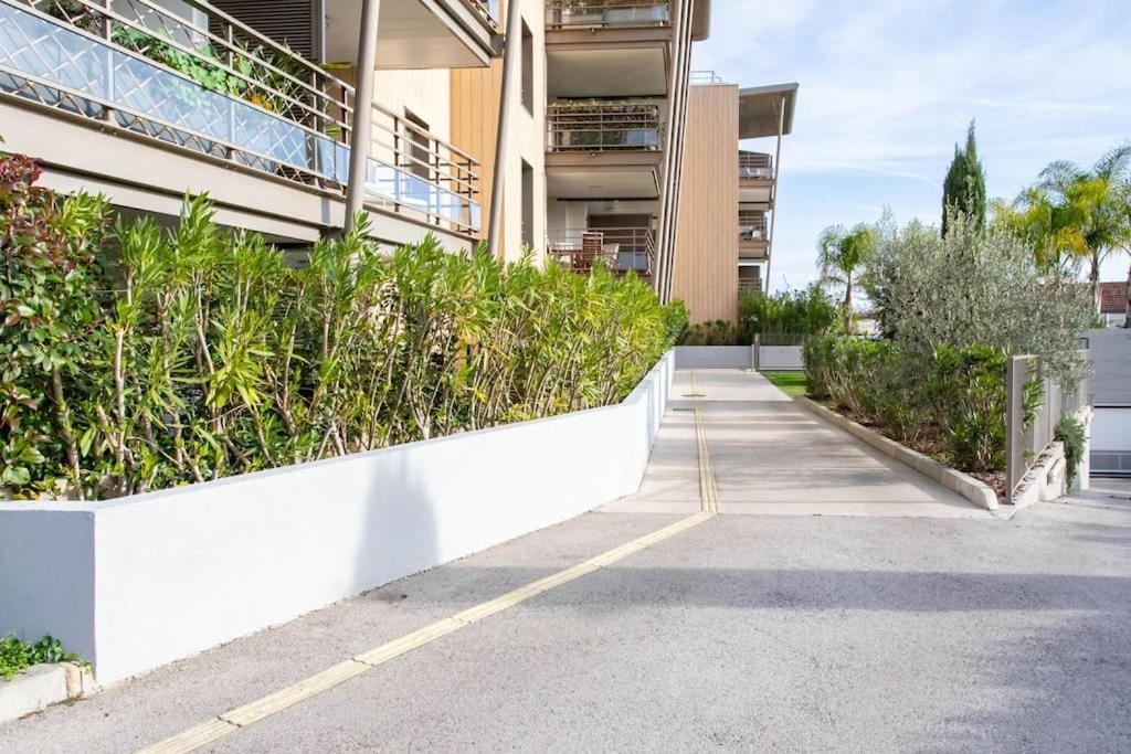 A7- 2 Bdr Sea & Mountain View - Ac, Parking, Pool & Terrace Apartamento Antibes